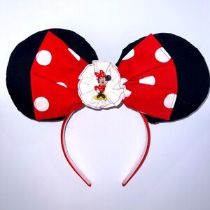 Hand Made Minnie Mouse Ears Headband. Disneyland Adult/Child